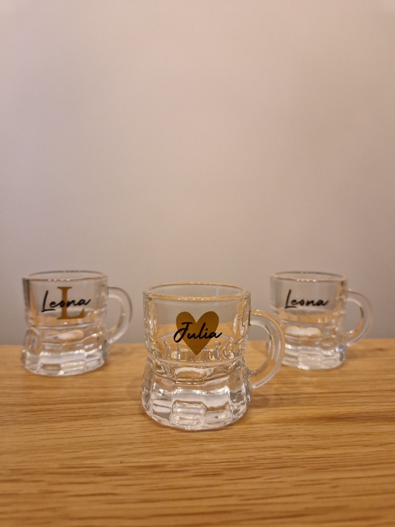 Schnapsglas mit Namen, Personalisiertes Schnapsglas, Schnapspinnchen mit Henkel Bild 1