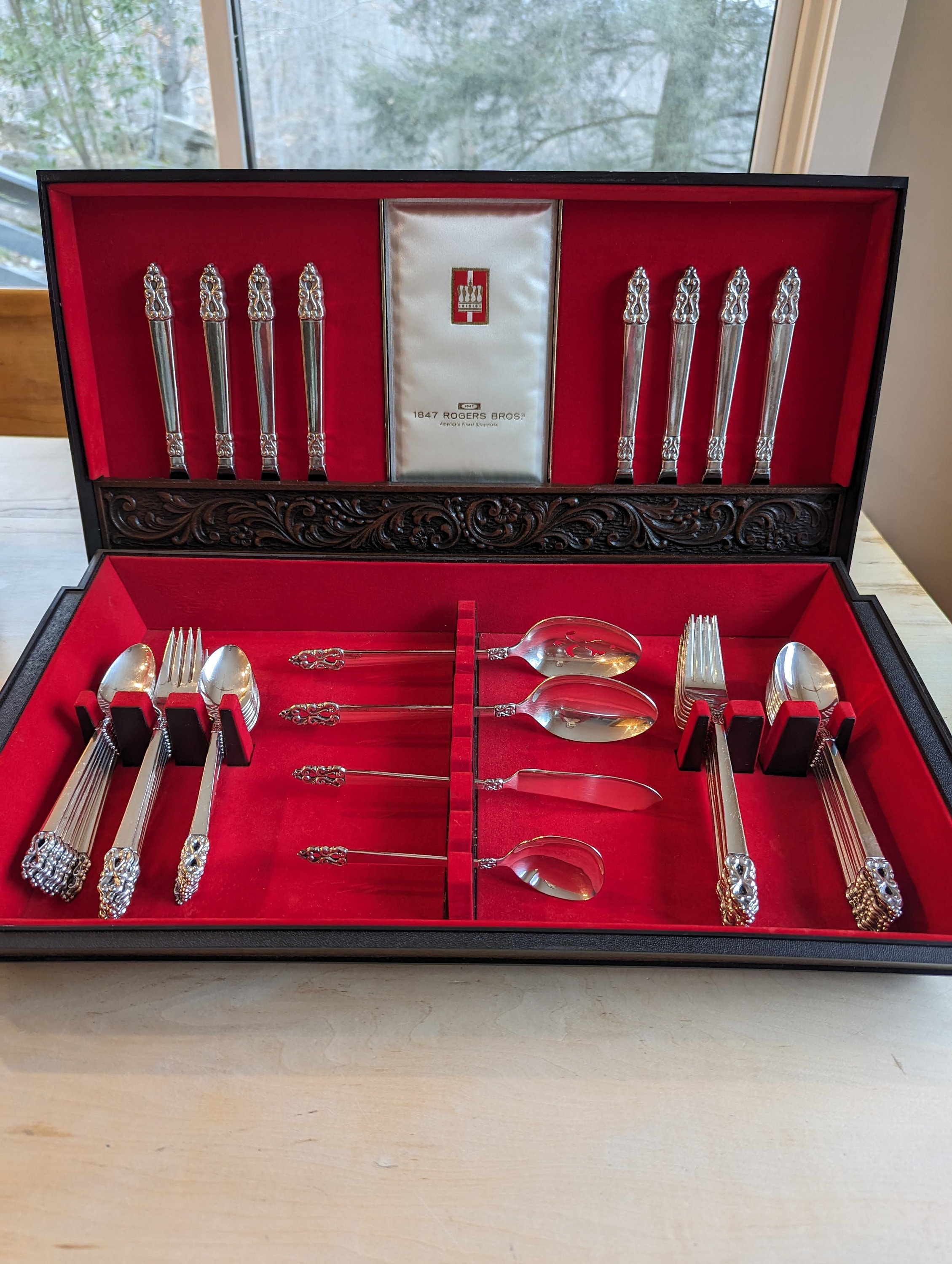 Rogers Bros Silverware 53 Pieces King Frederick Royal Empress 1969