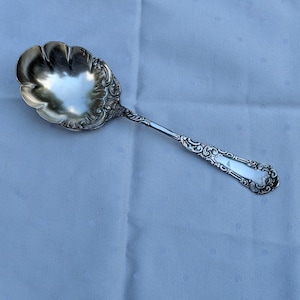 Antique Berry Serving Spoon Yale by Wm Rogers Silverplate Flatware Silverware 1894, Antique Ornate Serving Spoon 8.5&quot;