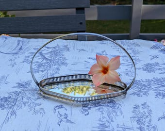 Vintage Mirrored Vanity Tray With Handle. Vintage Serving Tray, Art Deco Vanity Tray With Mirror, Jewelry Tray, Vintage Catchall