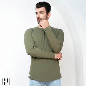 Green Men&#39;s Full Sleeve Round Neck T-Shirt • Gift for Him • Cotton T Shirt .Plain T shirt . T shirt for Teen .Summer T shirt . Vintage shirt