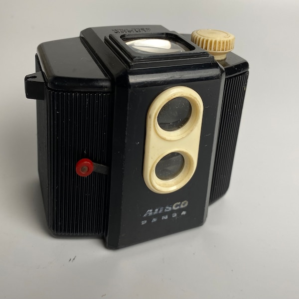 Mid Century Modern Camera, Ansco Panda, 1939-1950s,  New York Manufacture,  Streamline Design, Some use for Lomography