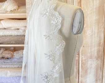 Velo de mantilla de encaje floral, velo de boda romántico, velo de novia clásico de un nivel con ribete de encaje, velo de mantilla con encaje, velo de marfil o blanco