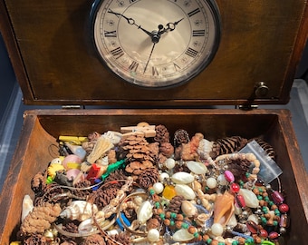 Crow Confetti Scoop: Altar Trinkets, Crystals, Vintage Jewelry