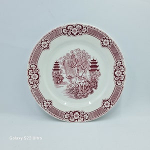 Petrus Regout Sphynx Red Chinois Plate