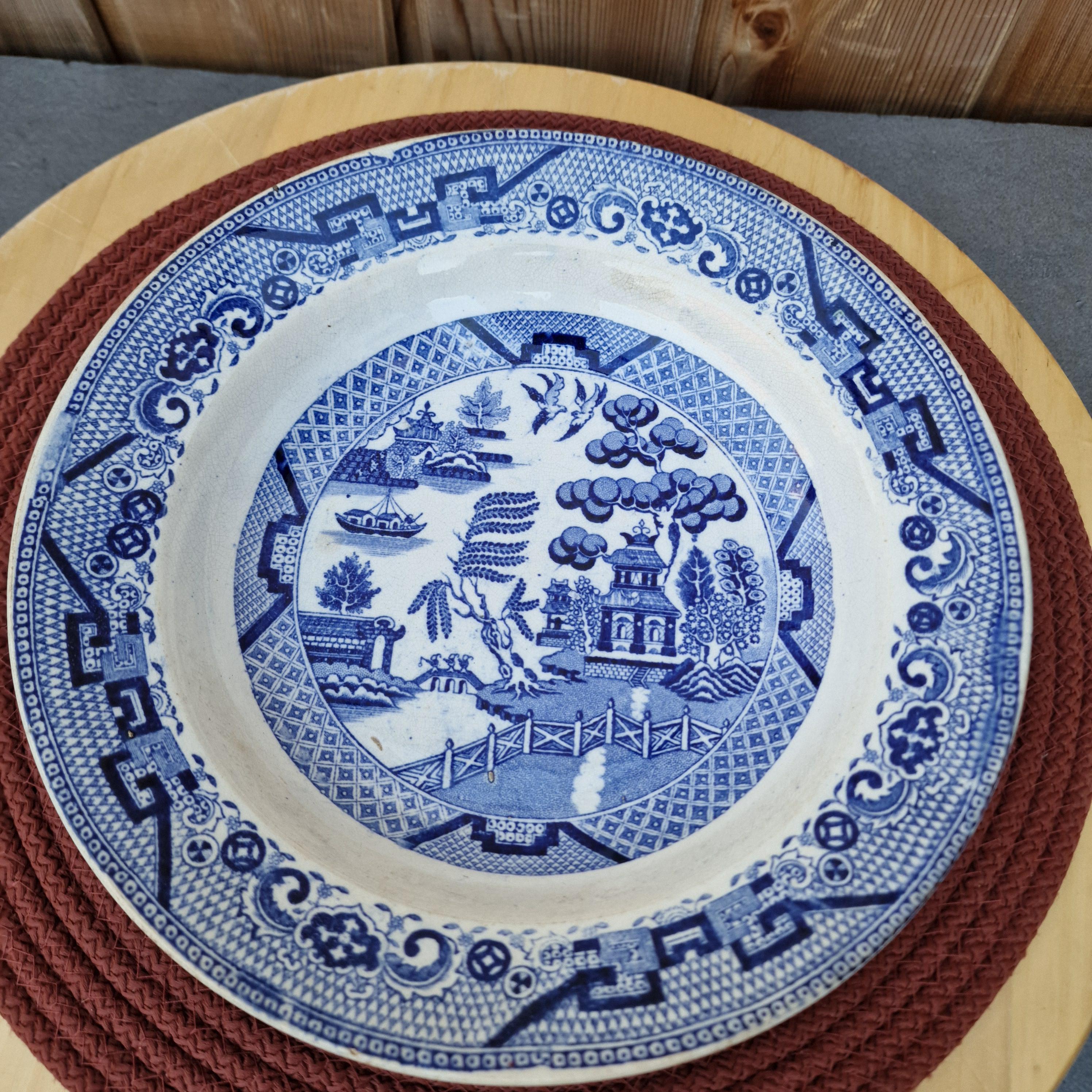 Vintage Willow Pattern Plate: Blue Transferware, 9 Inch Ceramic