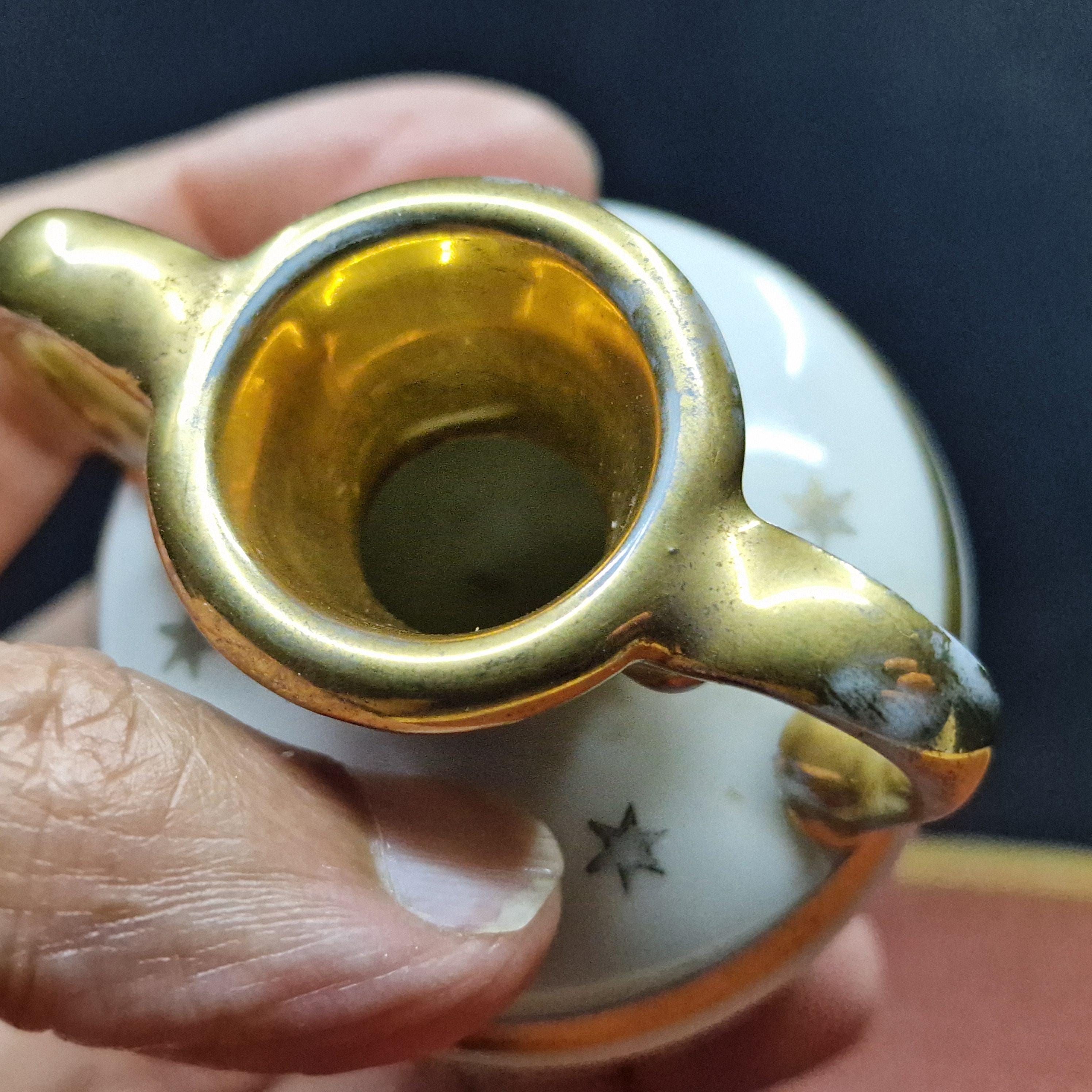 ヴィンテージ リモージュ ミニチュア磁器花瓶、金の取っ手付き、手描き