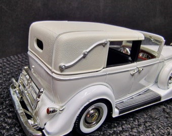 Vintage Anson 1933 Cadillac Town Car: 1/32 Scale Model - Etsy