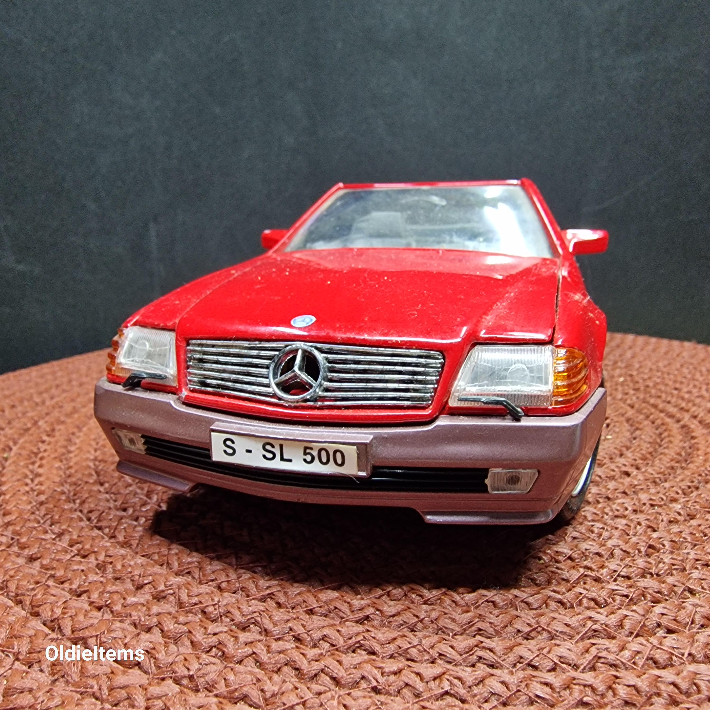 ビンテージ ロードタフ ダイキャスト メルセデス・ベンツ 500SL (1/18
