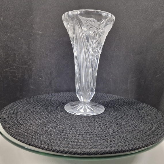 Vintage Nachtmann Bleikristall Crystal Vase – Hand-Cut Rose Design