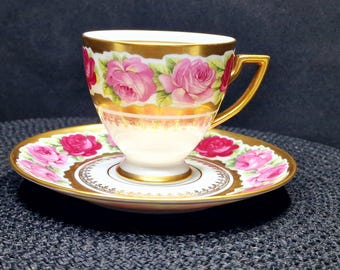 Exceptional Rare Waldershof Rosenkavalier 22 karat gold Plated motifs with Pink and Red Roses 5 oz Cup and 14 cm, 5.5 inch Saucer