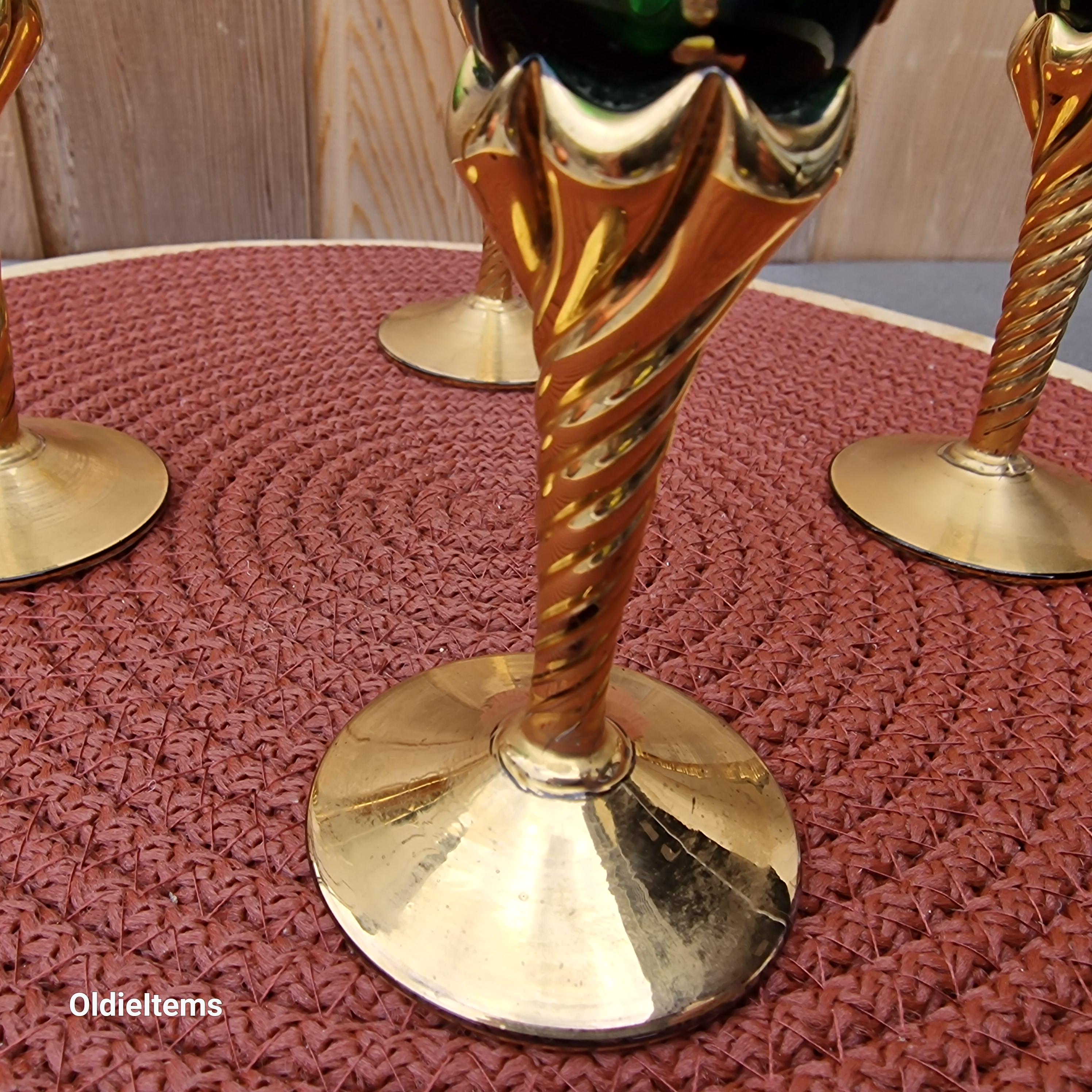 金箔押しムラーノワイングラス：グリーン＆ゴールドの花柄エンボス加工