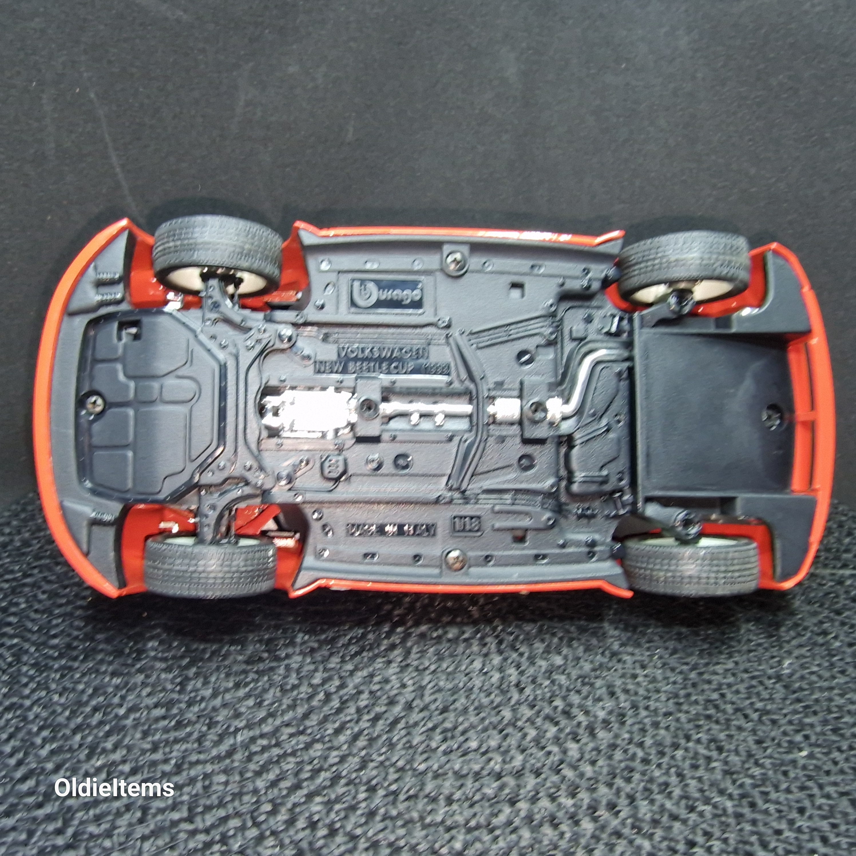 ミニカー　VW　ニュービートル　CUP　1999 Burago Diecast Model Volkswagen New Beetle Cup (1999) Racing