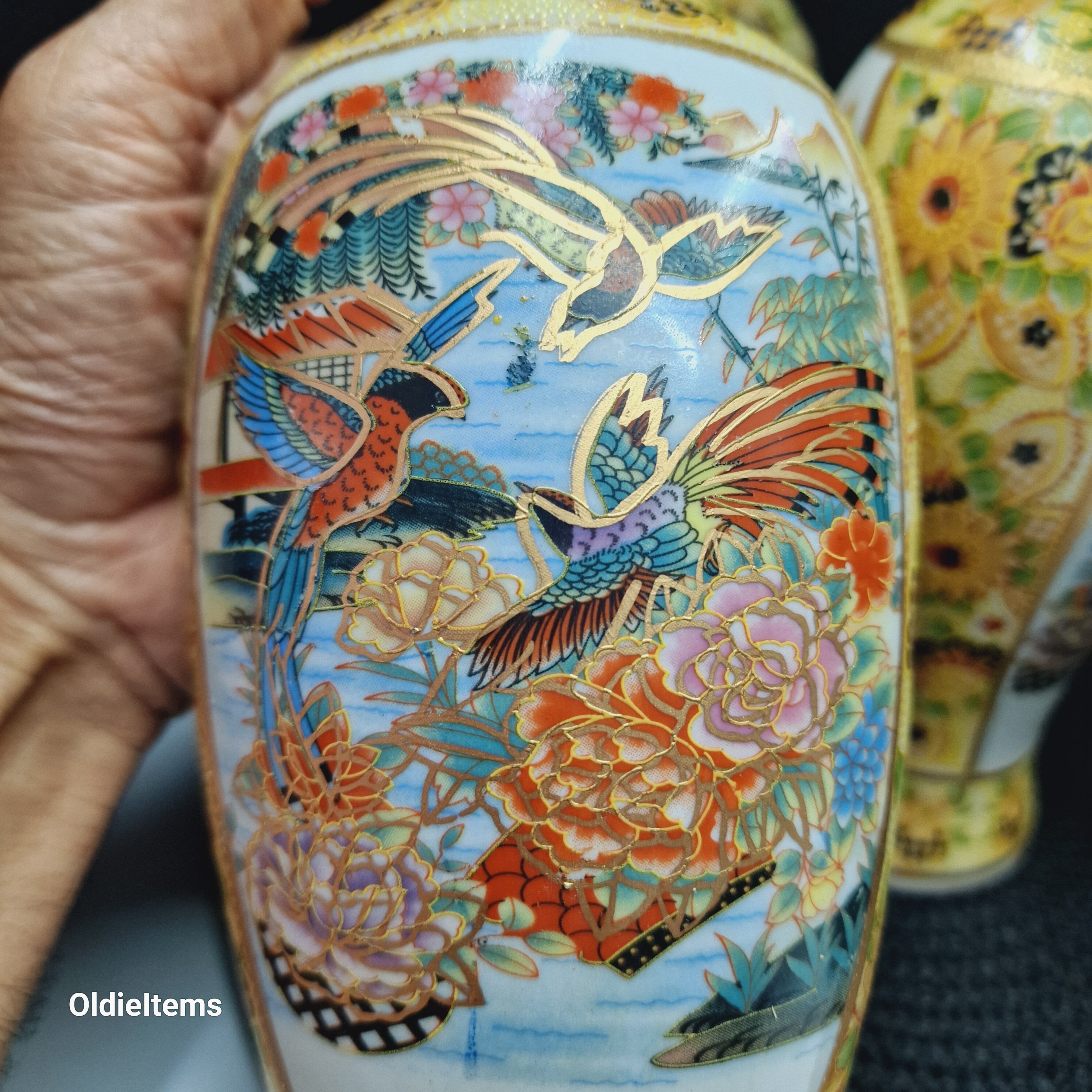 ヴィンテージ磁器花瓶セット：手描きの花と鳥のモチーフ - Etsy 日本