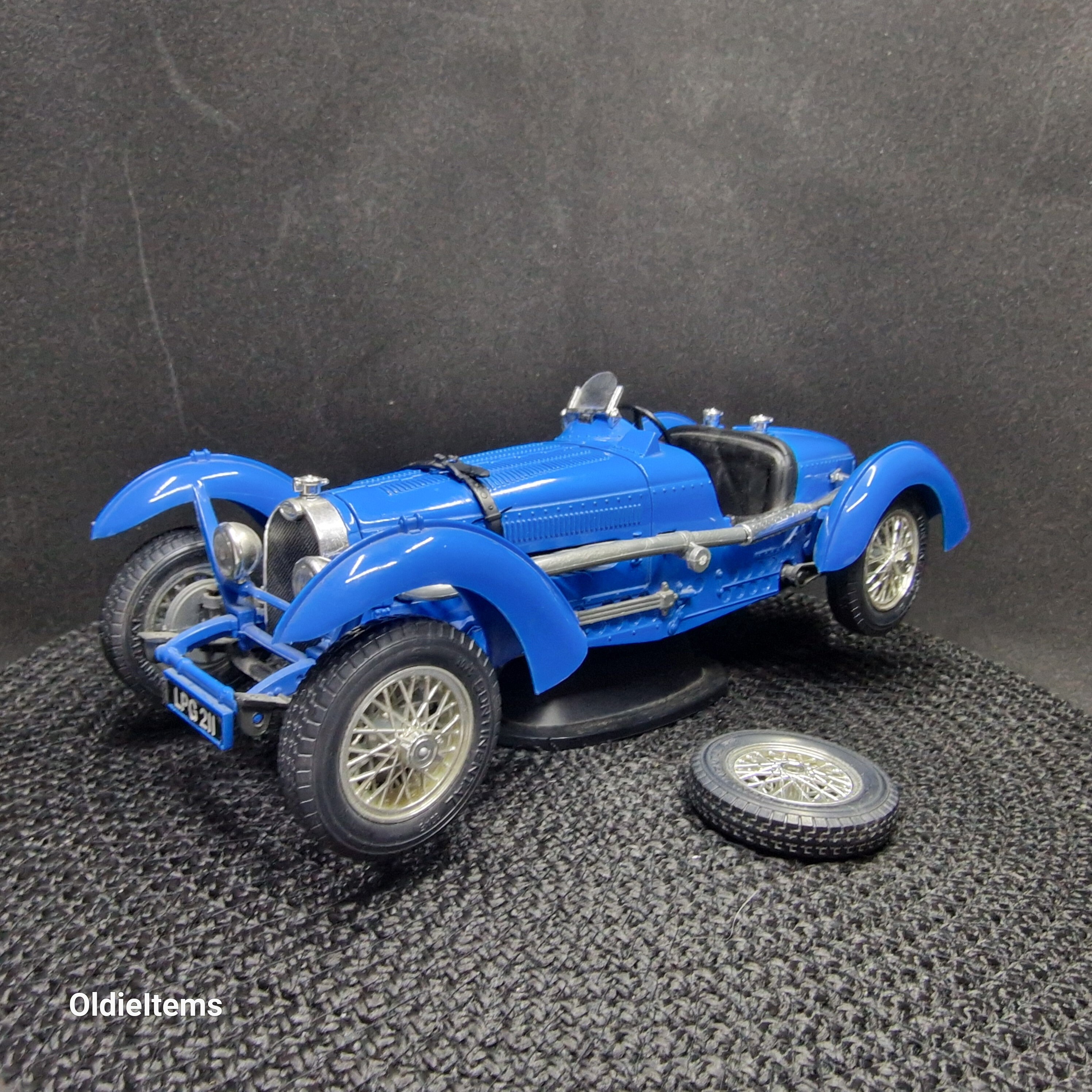 ブガッティ タイプ 59 1934　1/18 マイスト Amazon | Maisto Special Edition 1/18 Bugatti Type 59 1934 マイスト