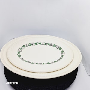 Vintage Wedgwood Stratford Oval Dishes: Green Leaves Motif, Made in England