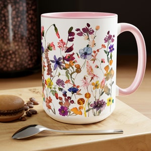 Pressed Flowers Mug, Boho Wildflowers Cottagecore Coffee Mug, Vintage Botanical Tea Cup, Pastel Floral Nature Mug, Two-Tone Coffee Mugs