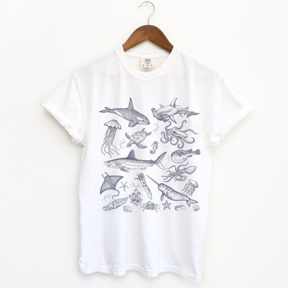 Vintage 90s Sea Animal Cotton Tshirt, Retro Ocean Nature Shirt 