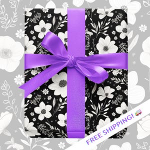 Geschenkpapier - Mohnblumen Schwarz & Weiß - Luxus Geschenkpapier für Urlaub, Frühling, Braut- und Geburtstagsgeschenke | 2 m Geschenkpapierrolle