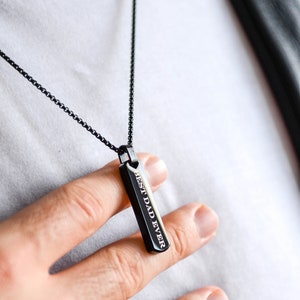 Gegraveerde ketting voor mannen, gepersonaliseerde naamketting, cadeau voor hem, cadeau echtgenoot, cadeau vriendje, aangepast vaderdagcadeau