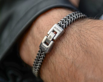 Personalisiertes Edelstahlarmband für Herren • Graviert • Edelstahl • Personalisiertes Armband • Versteckte Nachricht