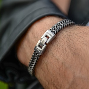 Gepersonaliseerde roestvrijstalen armband voor heren • Gegraveerd • Roestvrij staal • Gepersonaliseerde armband • Verborgen boodschap • Kerstcadeau voor hem