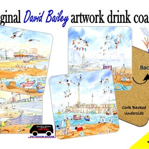 Peut inclure: Ensemble de quatre sous-verres colorés avec des illustrations originales de David Bailey. Les sous-verres représentent des scènes d'une ville côtière avec une jetée, une plage et des mouettes. Les sous-verres sont recouverts de liège et portent une étiquette "Margate".