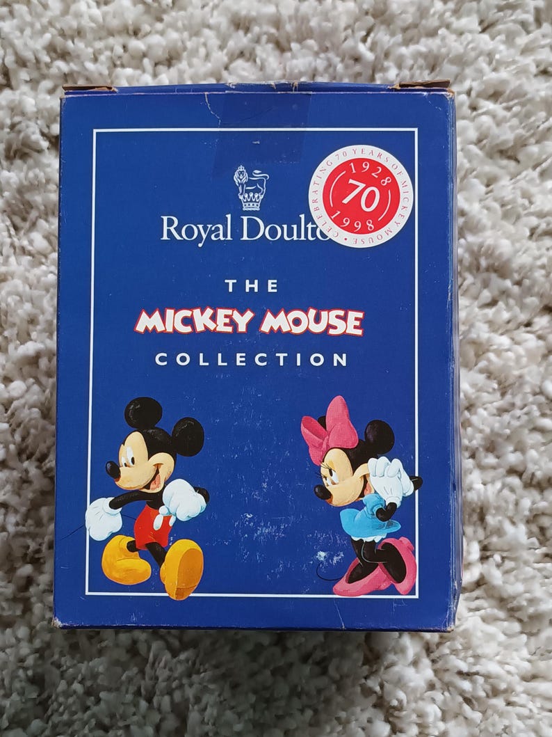 Beautiful rare Boxed Hard To Find Vintage Royal Doulton Mickey Mouse Disney's 70th Anniversary Edition Figurine in fabulous condition image 4