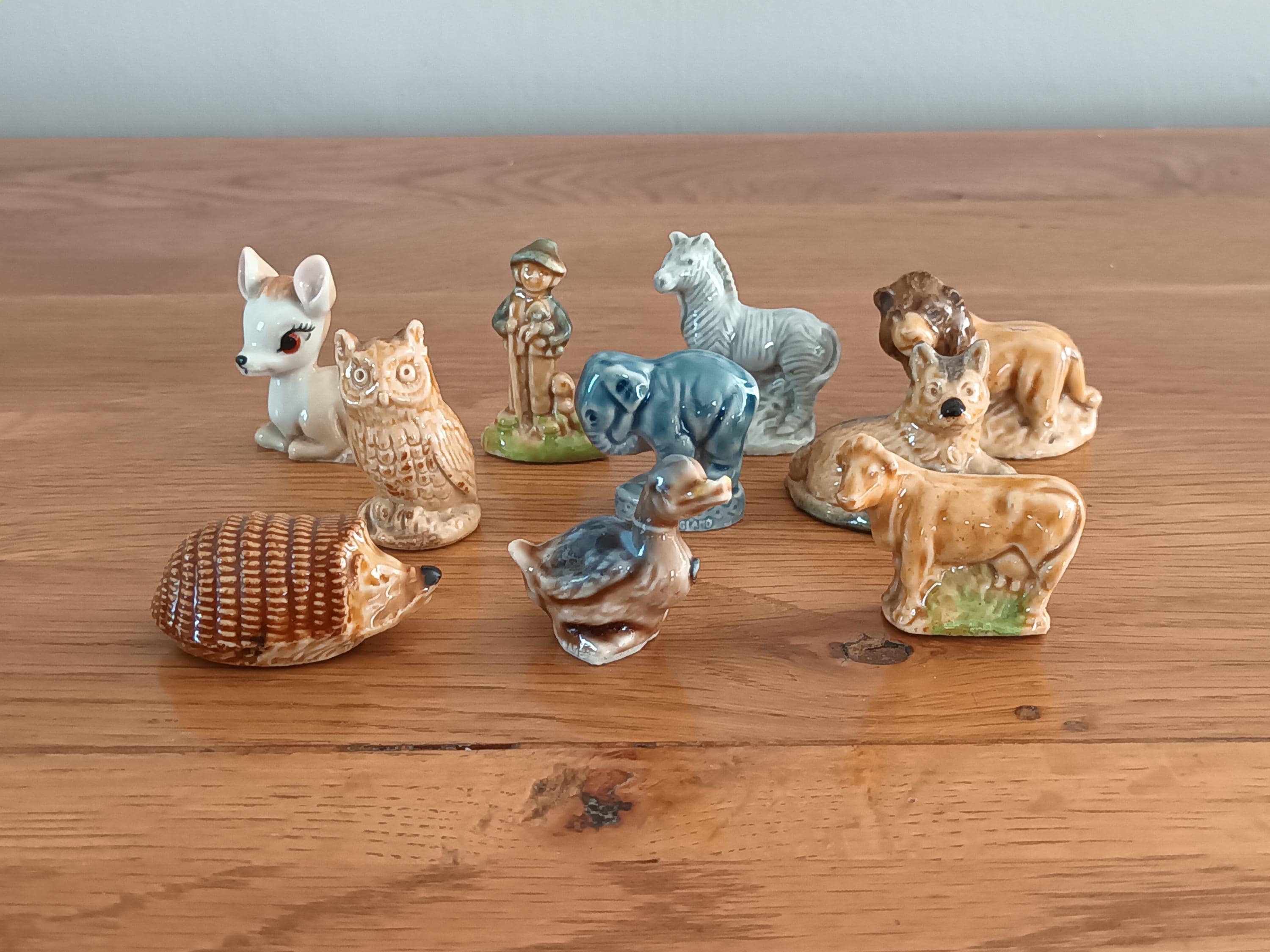 Lovely Set of 10 Vintage Wade Whimsies .an Assortments of Various