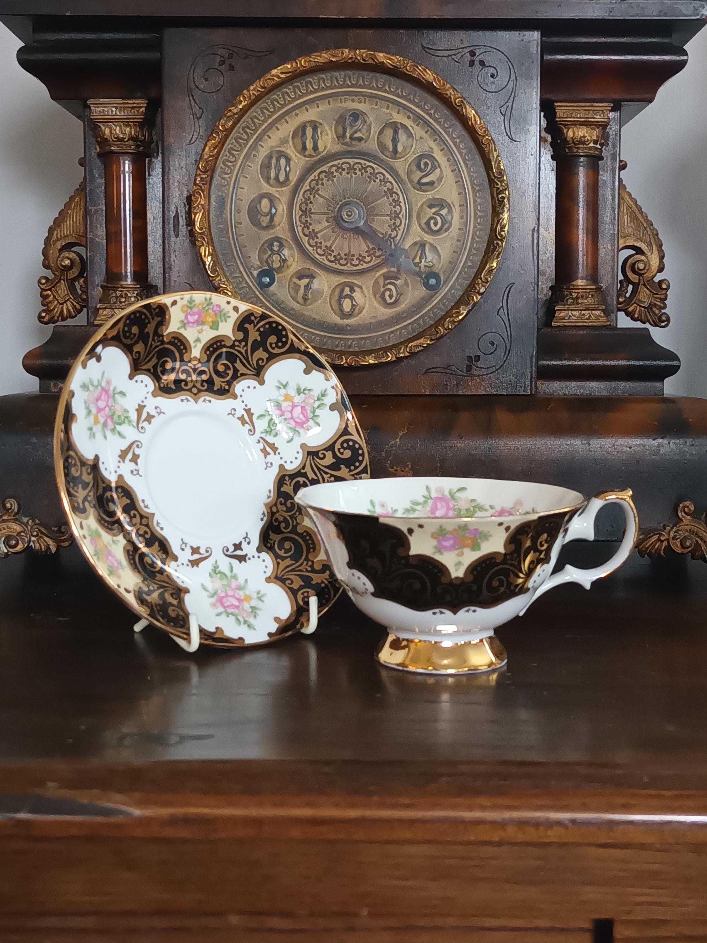 英国製アンティーク　BALMORAL CHINA　金彩花文　スクエアプレート Balmoral China - Etsy UK
