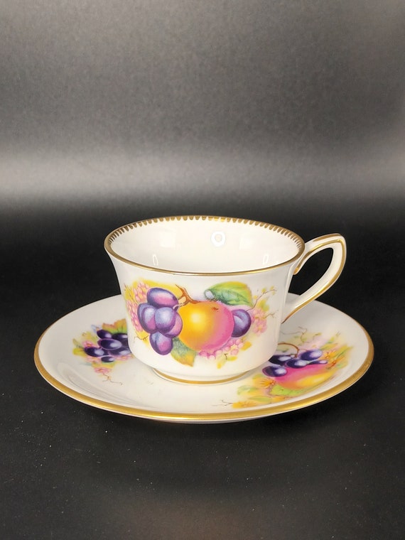 Beautiful Vintage Royal Worcester,connoisseur Collection