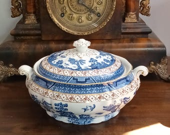 Vintage Booths Real Old Willow A8025 Porcelain Blue & White Teapot