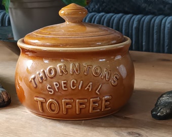 Lovely Vintage Thorntons special Toffee caramel coloured ceramic jar C1980s in lovely condition