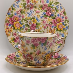 Beautiful Rare Vintage Royal Winton Grimwades "Cheadle"  Chintz Cup saucer and Teaplate C1930s in lovely condition