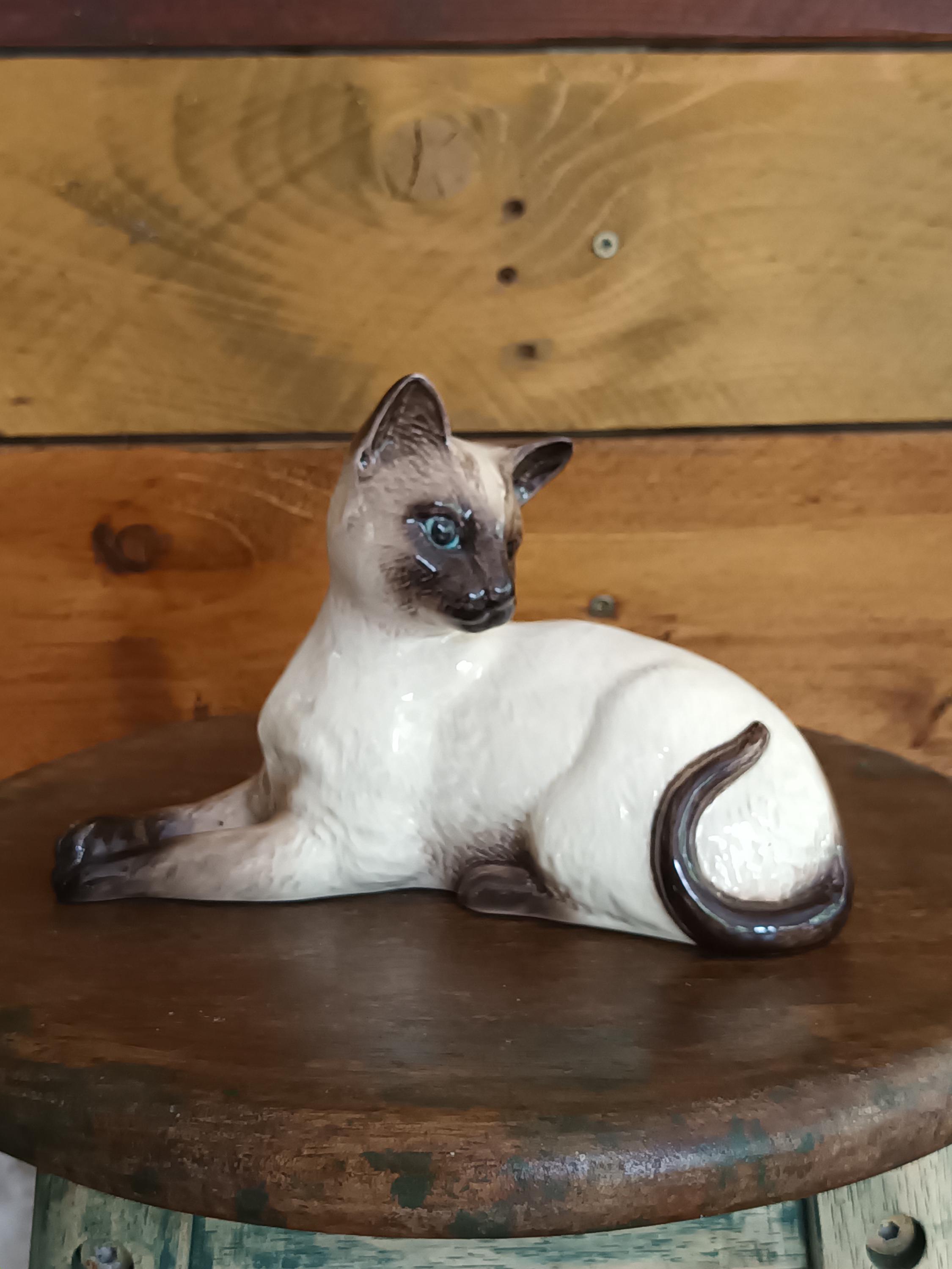 美しい希少なヴィンテージの大型ベスウィック英国製陶器製シャム猫