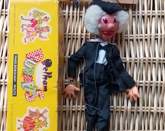 Preciosa y rara marioneta Pelham inglesa de maestra de escuela en caja original vintage, década de 1960, en excelentes condiciones.