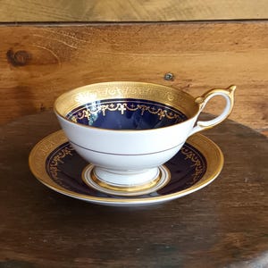 Beautiful Stunning rare Vintage Aynsley English fine bone china Georgian 7348 cobalt blue gold Duo tea set C1980s in lovely condition