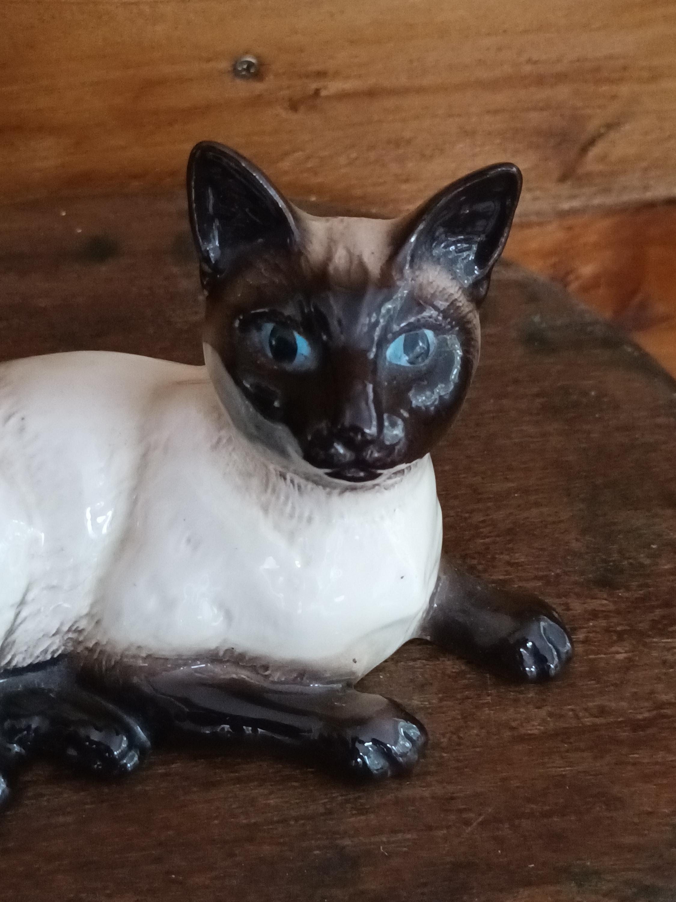 美しい希少なヴィンテージの大型ベスウィック英国製陶器製シャム猫