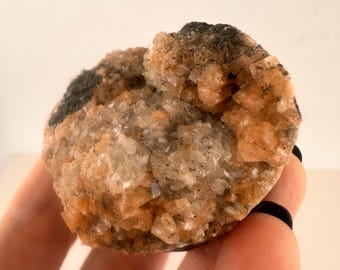 Chabazite Stilbite Geode: Deccan Traps Zeolite Crystal, India