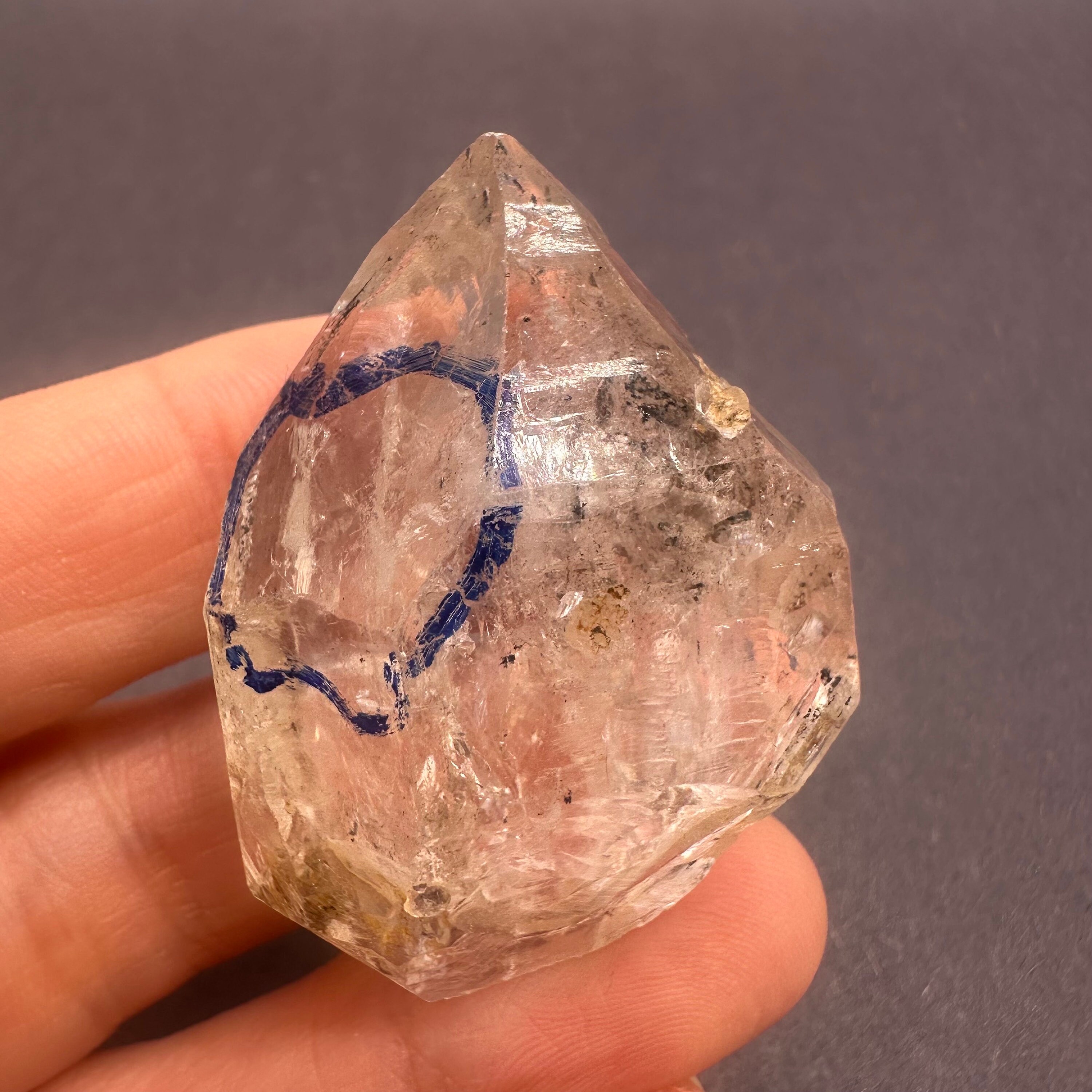Quartz Diamond with Enhydro - "Herkimer" Quartz from Pakistan with Moving Carbon Fluid Inclusion!