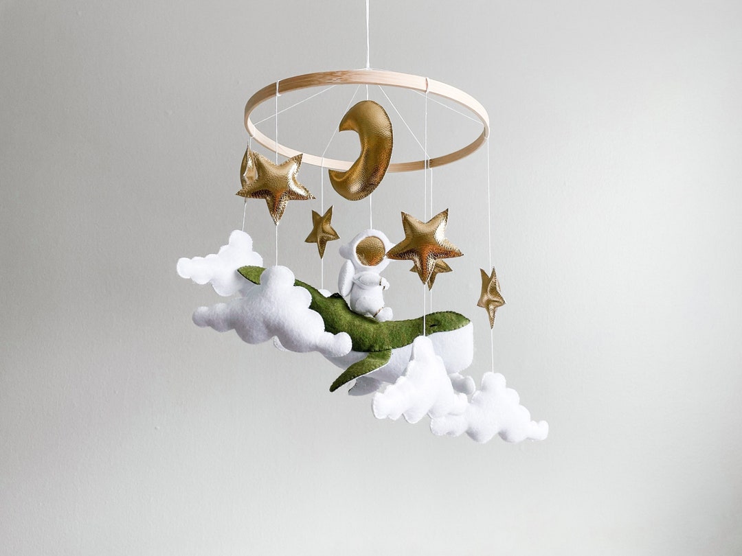 Space Baby Mobile, Baby Mobile Whale, Astronaut Baby Mobile, Baby