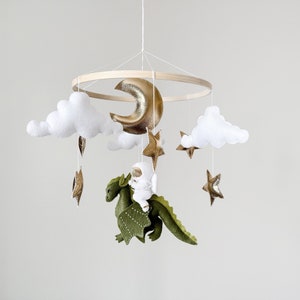 Space Baby Mobile, Baby Mobile Dragon, Astronaut Baby Mobile, Crib Mobile Space, Dragon Nursery Decor, Baby Shower Gift, Baby Mobile Neutral