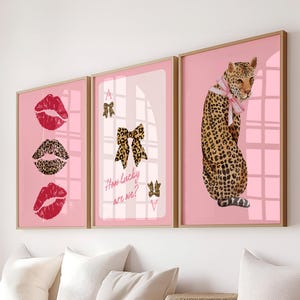 Pink Set of 3 Leopard Wall Art, Coquette Cheetah Kiss Print, Trendy Animal Print Poster, Girly Preppy Home Decor, Digital Download Wall Art