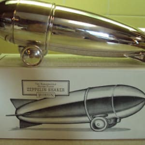 Zeppelin Cocktail Shaker - Etsy