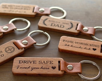Schlüsselanhänger personalisiert mit Gravur HOLZ Geschenk