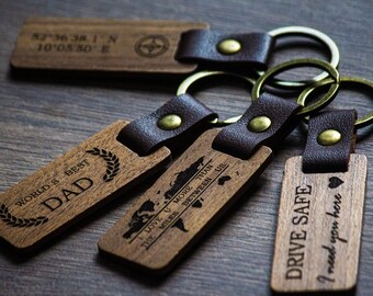 Premium keychain with engraving, wood, wooden pendant, gift