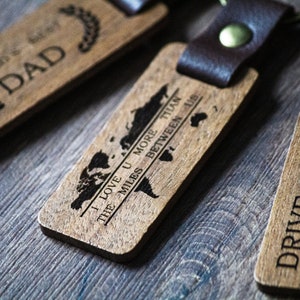 Porte-clés personnalisé en BOIS, gravure, pendentif en bois, cadeau image 2