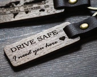 Keychain personalized with engraving made of premium wood