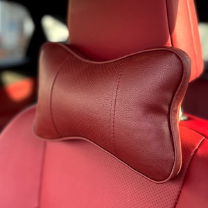 Leatherette Car Neck Pillow: Comfortable Headrest - US Made