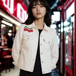 Veste en jean blanc recyclé « Human Kind » Levi's® Cherry Bomb - Petite femme